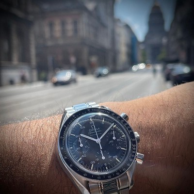 Omega speedmaster 2025 automatic 1995